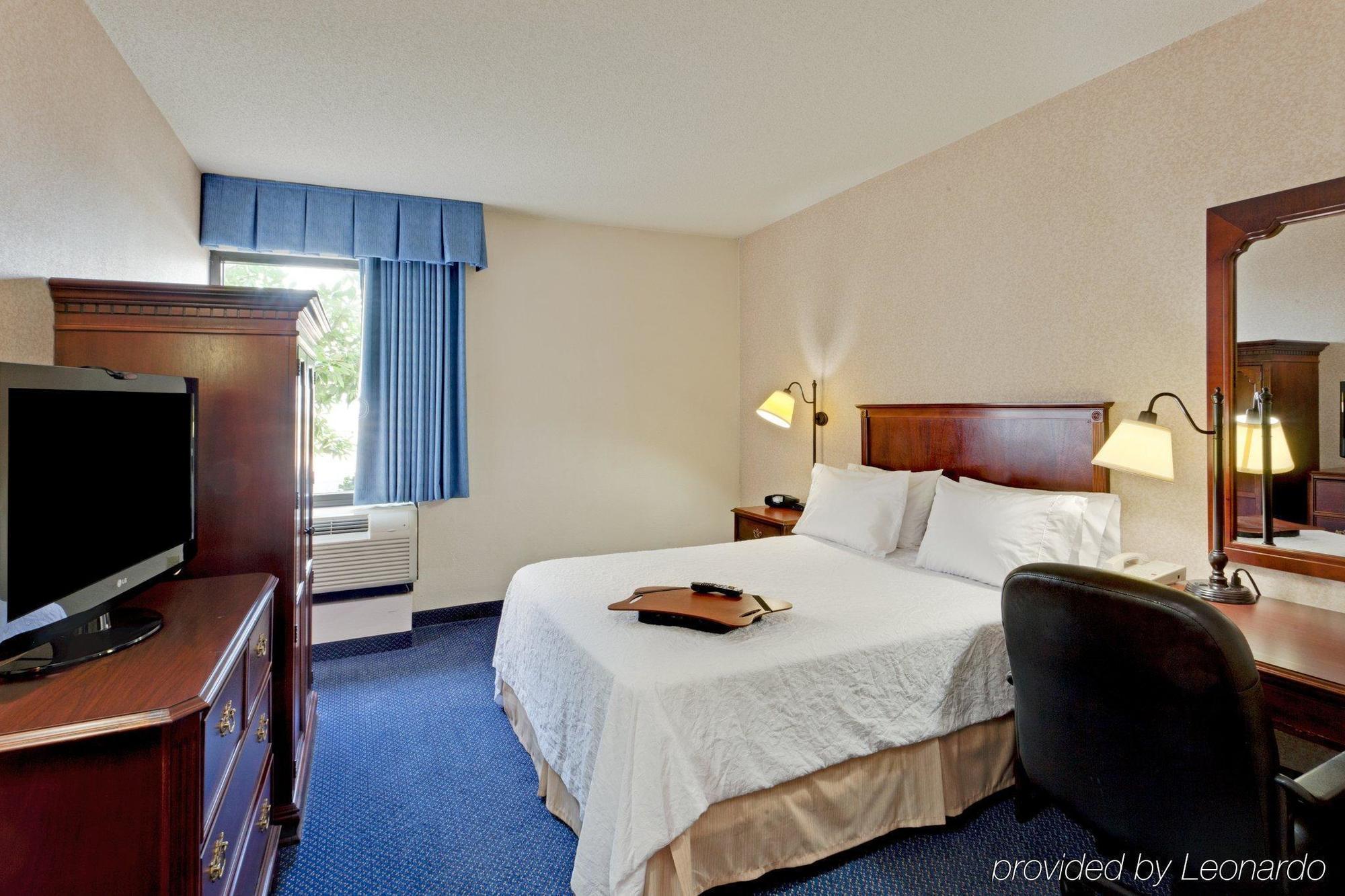 Hampton Inn Harrisonburg - University Bilik gambar